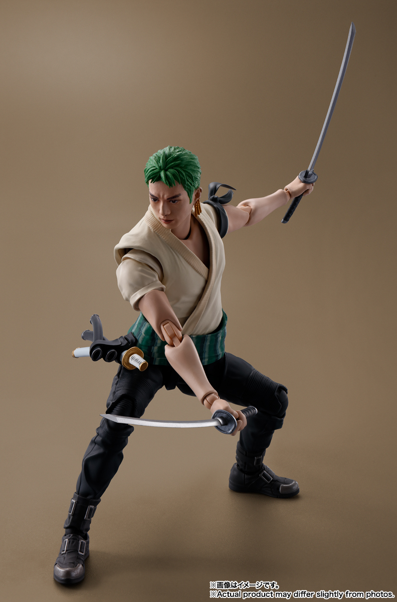 FIGURA A NETFLIX SERIES ONE PIECE RORONOA ZORO S.H.FIGUARTS TAMASHII NATIONS