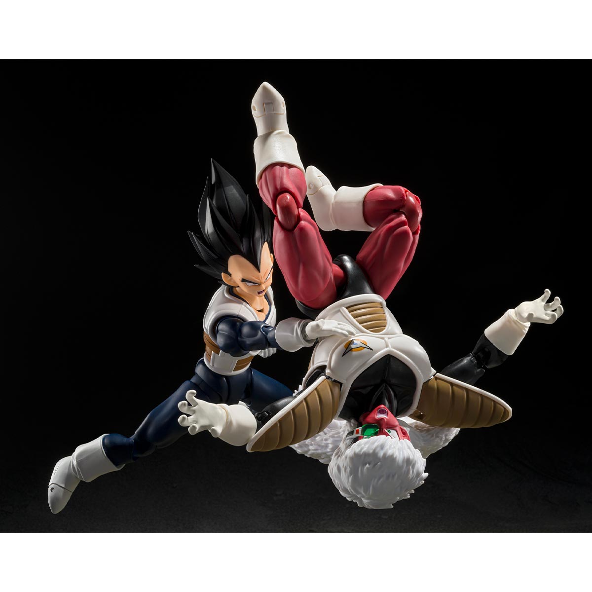 S.H FIGUARTS - VEGETA -OLD BATTLE CLOTHES- DRAGON BALL