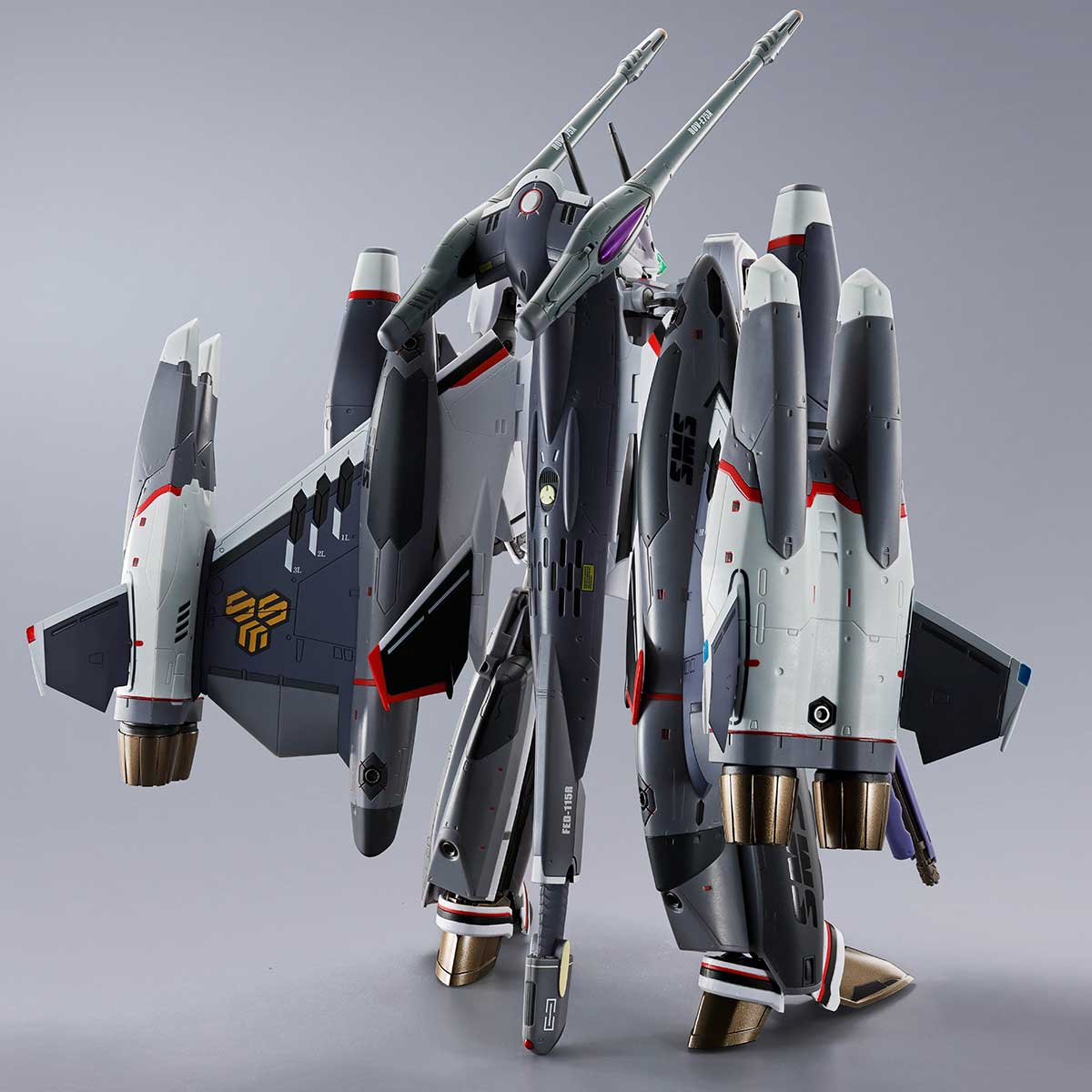 DX CHOGOKIN - TORNADO MESSIAH VALKYRIE ALTO SAOTOME USE REVIVAL VER. MACROSS