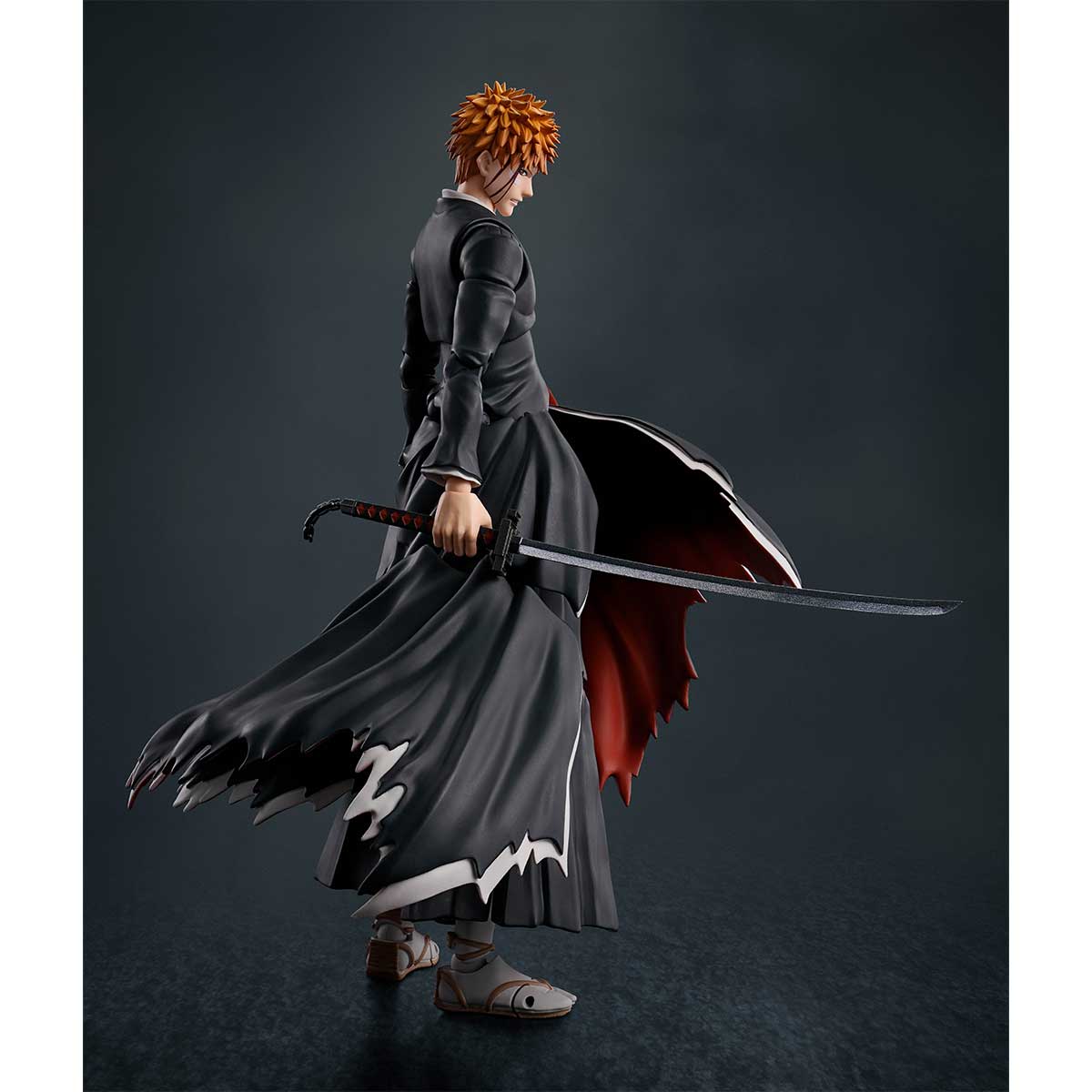 S.H.FIGUARTS ICHIGO KUROSAKI -GETSUGATENSHO- BLEACH TAMASHII NATIONS