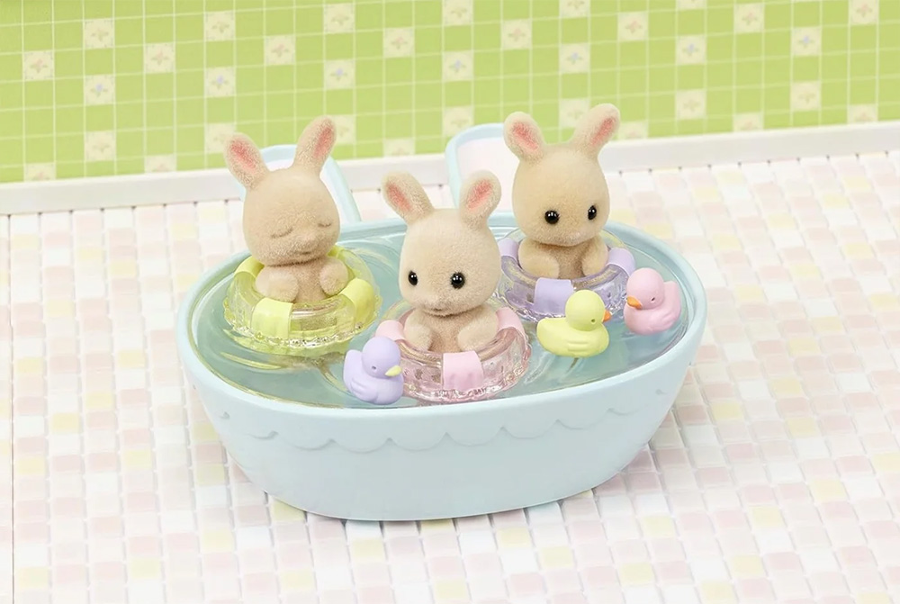 BAÑO DE LOS TRILLIZOS SYLVANIAN FAMILIES