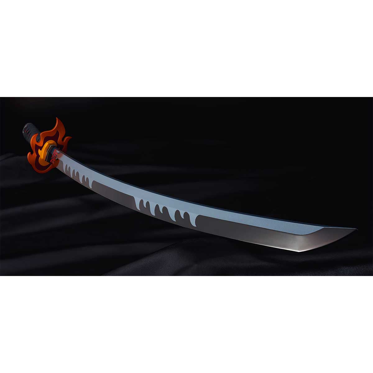 PROPLICA NICHIRIN SWORD (TANJIRO KAMADO) KYOJURO RENGOKU’S SWORD GUARD VER. DEMON SLAYER: KIMETSU NO YAIBA
