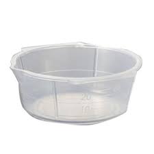 RECIPIENTE MR.MEASURING CUP WITH POURER MR. HOBBY