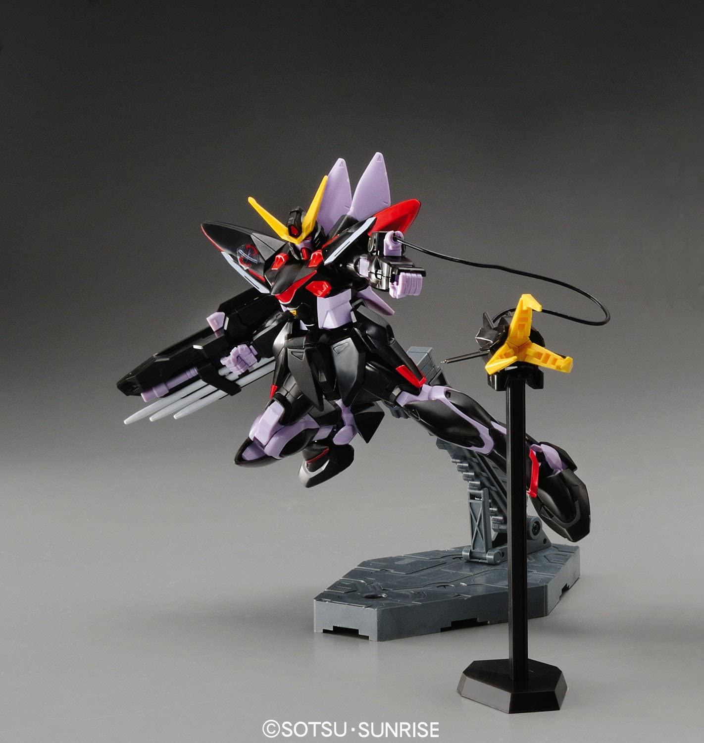 MODEL KIT HG 1/144 R04 BLITZ GUNDAM BANDAI HOBBY