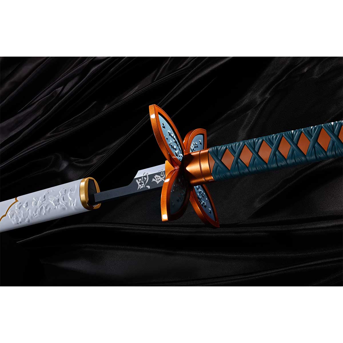 PROPLICA NICHIRIN SWORD (SHINOBU KOCHO) DEMON SLAYER: KIMETSU NO YAIBA TAMASHII NATIONS