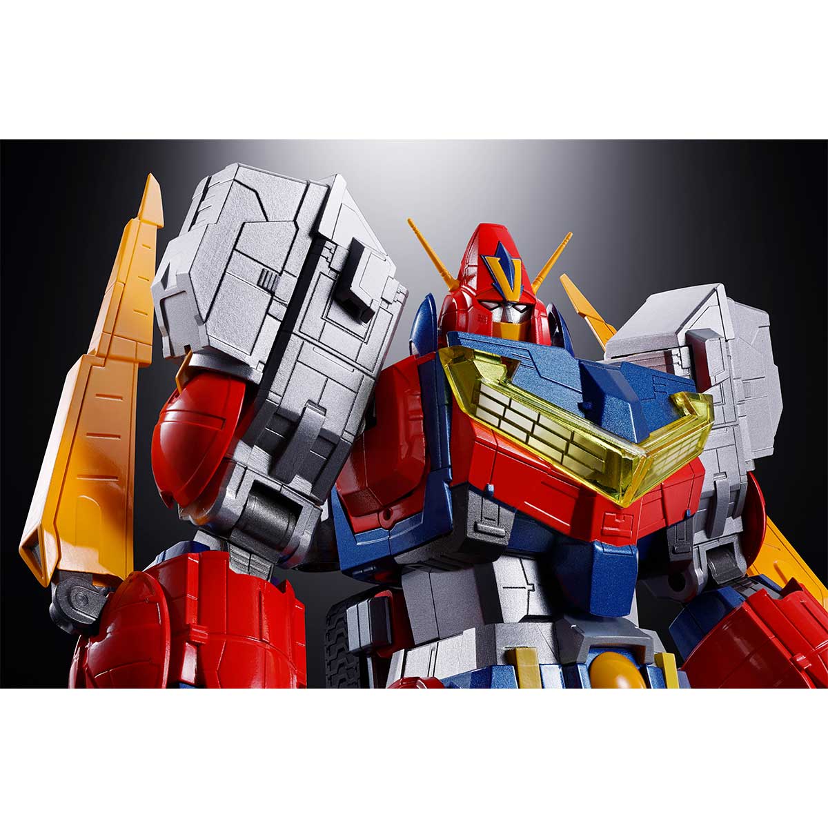 SOUL OF CHOGOKIN GX-121 COM-BATTLER V6 TAMASHII NATIONS