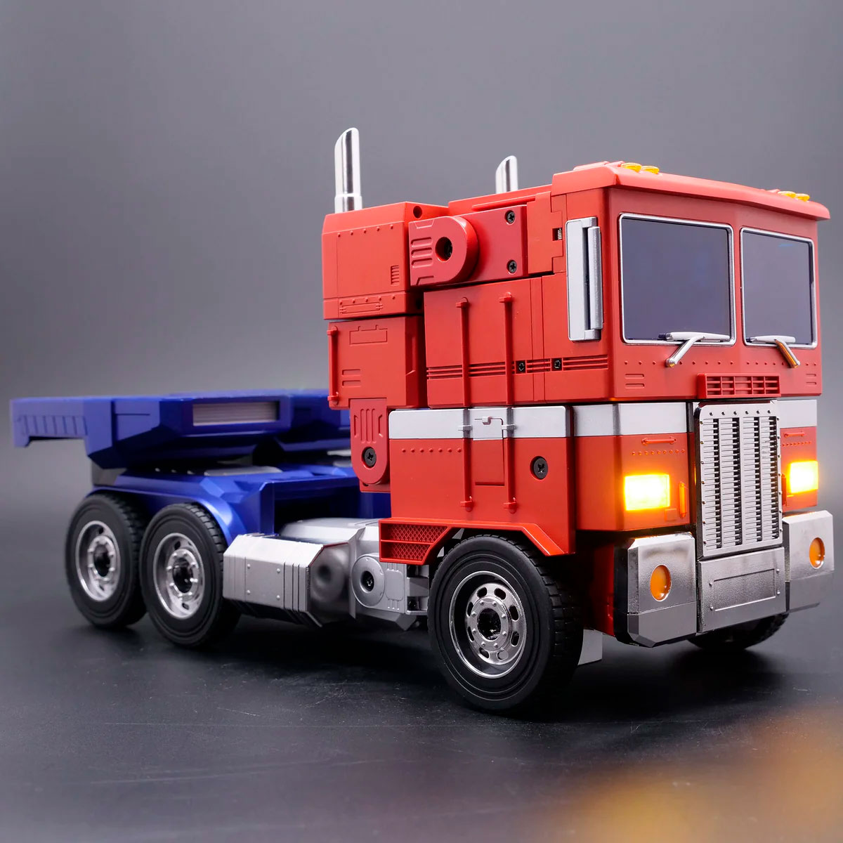 FIGURA ACCION TRANSFORMERS OPTIMUS PRIME INTERACTIVE AUTO CONVERTING ROBOT ROBOSEN