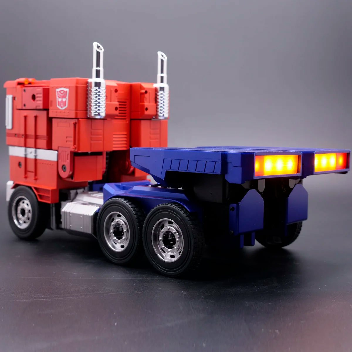 FIGURA ACCION TRANSFORMERS OPTIMUS PRIME INTERACTIVE AUTO CONVERTING ROBOT ROBOSEN