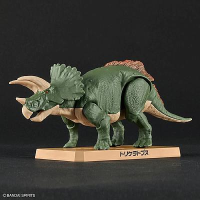 MODEL KIT PLANNOSAURUS TRICERATOPS BANDAI HOBBY