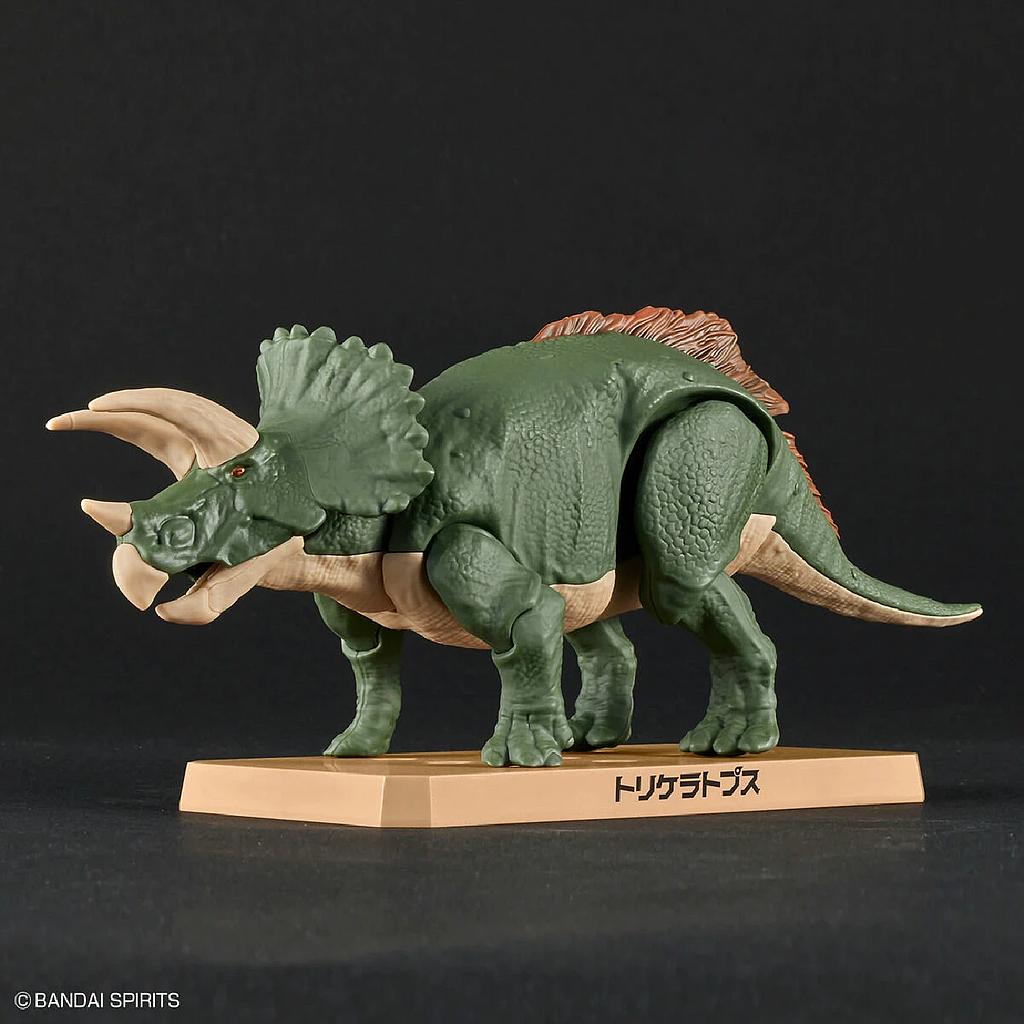 MODEL KIT PLANNOSAURUS TRICERATOPS BANDAI HOBBY